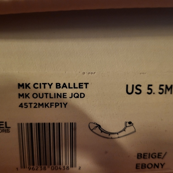 Michael Kors MK City Ballet Flats. Size 5 1/2. Brand New in Box. - Picture 6 of 6